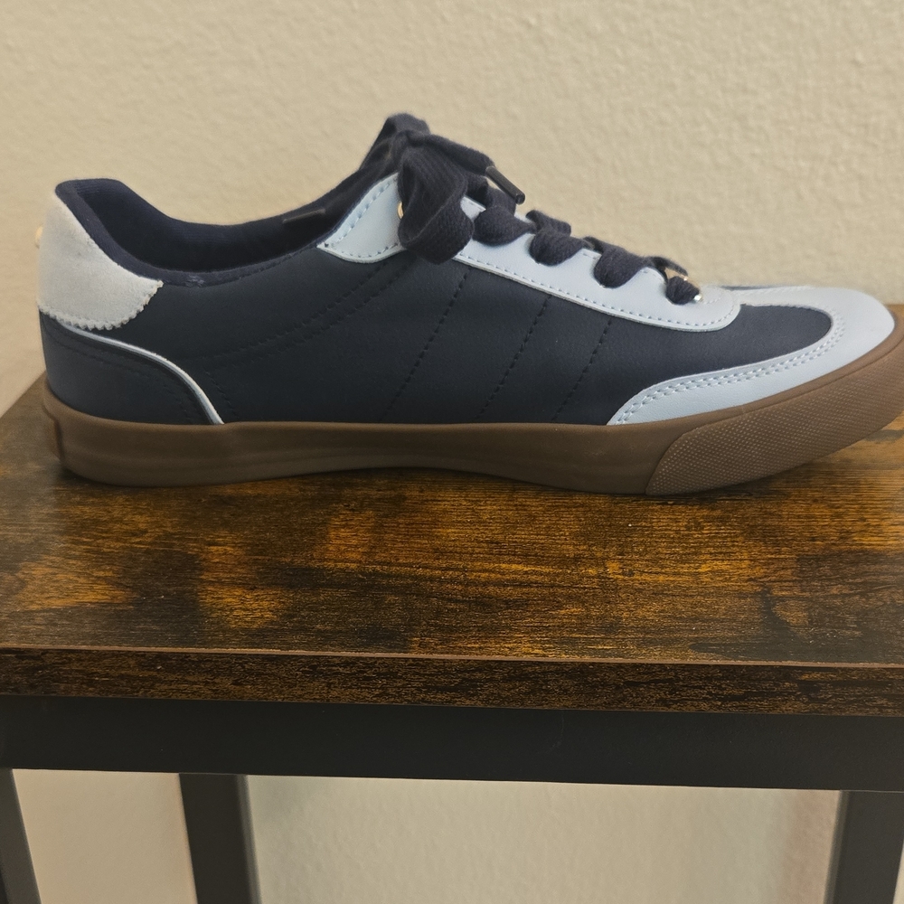 GBG Los Angeles Navy and Light Blue Sneakers - Picture 4 of 7